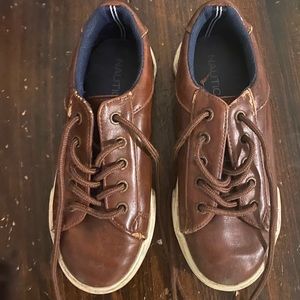 Nautica boy shoes